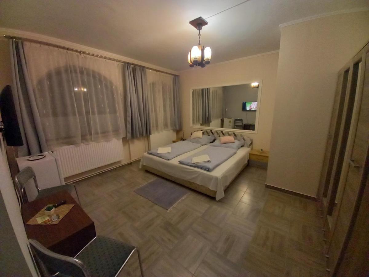 Kisdiofa Panzio Es Vendeglo Bed & Breakfast Vajdacska Bagian luar foto