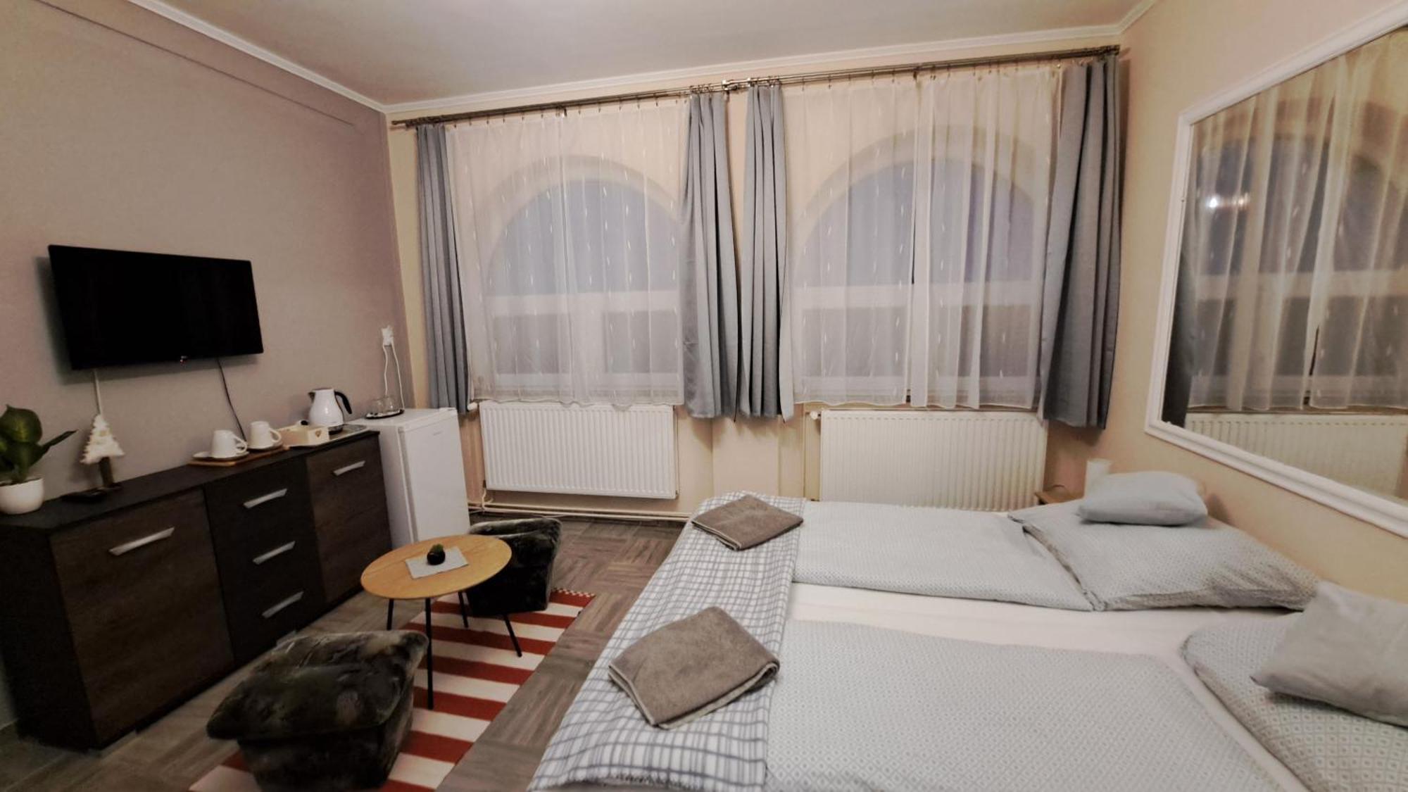 Kisdiofa Panzio Es Vendeglo Bed & Breakfast Vajdacska Bagian luar foto