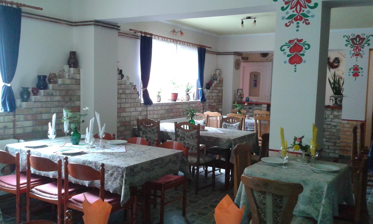 Kisdiofa Panzio Es Vendeglo Bed & Breakfast Vajdacska Bagian luar foto