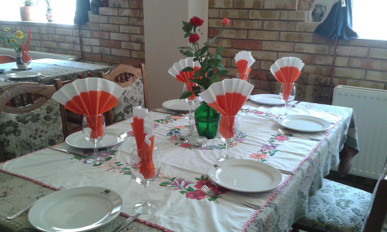 Kisdiofa Panzio Es Vendeglo Bed & Breakfast Vajdacska Bagian luar foto